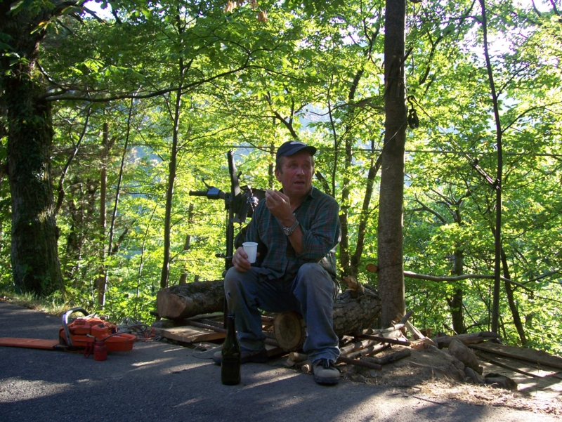  Image name: Persone111.jpg 
 width: 800 pixel 
 height: 601 pixel 
 Size: 609576 bytes 
 Click to enlarge 